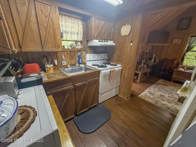 23 Acres of Riverfront Property with Sand Bar and Cabins - image 39