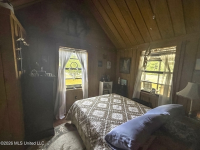23 Acres of Riverfront Property with Sand Bar and Cabins - image 38