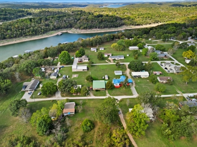Stylish Home on Bull Shoals Lake Peninsula in Protem, MO - image 30