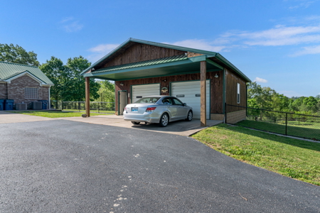 Peace and Tranquility - A Rural Homestead w/ 51 Acres in Kentucky - image 3