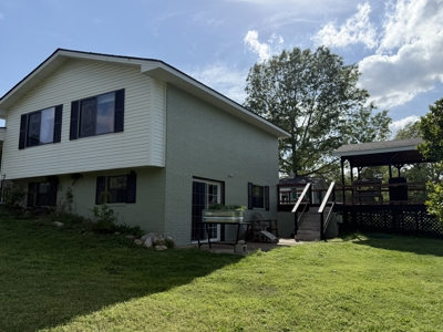 Custom Home And Pastureland For Sale In North Central Arkansas - image 37