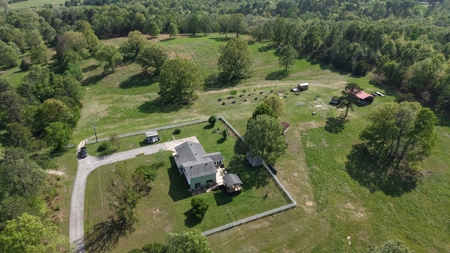 Custom Home And Pastureland For Sale In North Central Arkansas - image 41