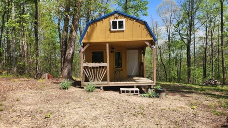 Rustic Cabin Retreat Near Dale Hollow Lake - image 7