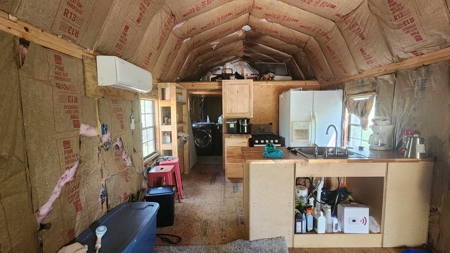 Rustic Cabin Retreat Near Dale Hollow Lake - image 25