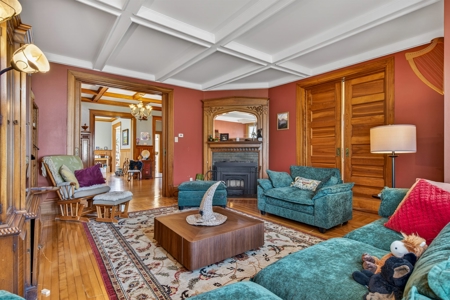 Beautiful Victorian Home with 5704 sq ft with Barn on 8.98 Acres - image 30