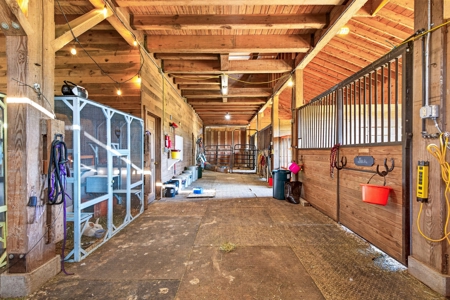 Beautiful Victorian Home with 5704 sq ft with Barn on 8.98 Acres - image 50