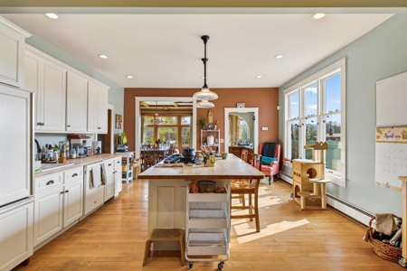 Beautiful Victorian Home with 5704 sq ft with Barn on 8.98 Acres - image 19