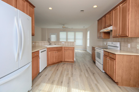 One Story Home Close to Amenities and Birkdale in Huntersville - image 14