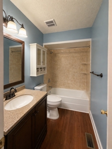 4 Bedroom Home with 2 Primary Suites For Sale in Jackson TN - image 11