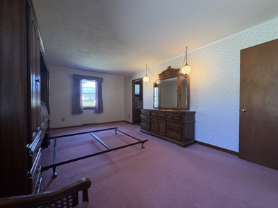 One Level living in this meticulously maintained home. - image 14