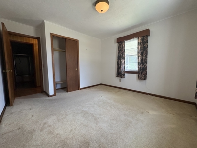 One Level living in this meticulously maintained home. - image 11