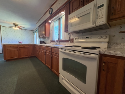 One Level living in this meticulously maintained home. - image 4