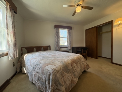 One Level living in this meticulously maintained home. - image 9