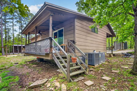 Rustic Cabin on 13.93 Acres – Near Lake Wister & Ouachita Forest - image 7