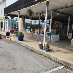 Outstanding commercial opportunity in the heart of town! - image 2