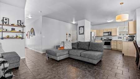 Newer Home With Solar, Water Filter, and No Carpet in GJ CO! - image 6