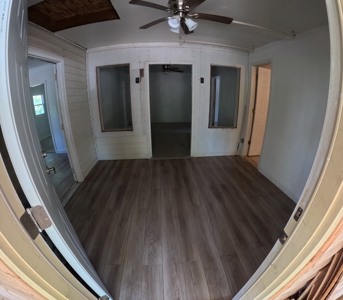 Country home in Twin Oaks Harbor - image 9