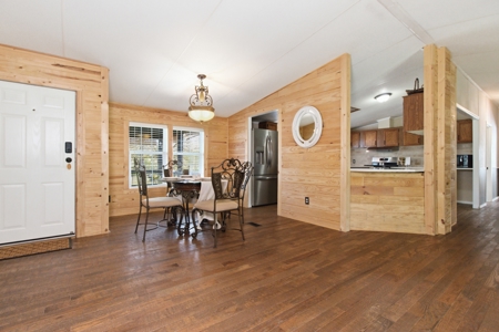 Stunning Country Estate w/Acreage, Home & Spring in West PlainsMO - image 19