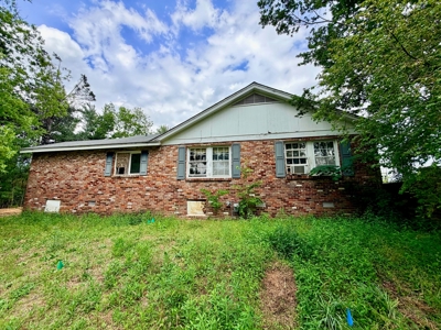 Great Fix and Flip Investment Home in Town in Booneville, MS - image 21