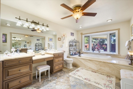 Luxury Log Hill Ridgway Estate with Stunning Mountain Views - image 11