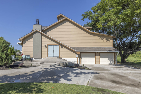 Unique 4-Level Custom Home Raceland LA - image 4