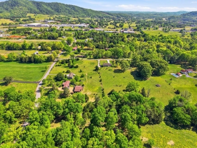 Country Home on 4.43 Acres in Grainger County, Tennessee - image 43