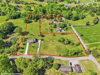 Country Home on 4.43 Acres in Grainger County, Tennessee - image 8