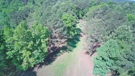 Heiberger Sportsman Club featuring an amazing lake, and much more - image 33