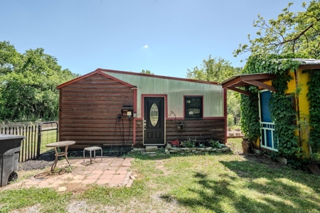 Partial Log Cabin On 5 Acres With Seperate Art Studio And Storage - image 34