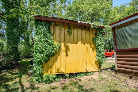 Partial Log Cabin On 5 Acres With Seperate Art Studio And Storage - image 33
