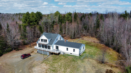 Spacious Contemporary Style Home - Parkman, Maine - image 3