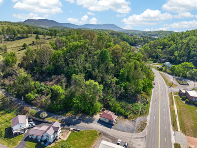 Versatile Property for Sale in Pembroke, VA - image 5