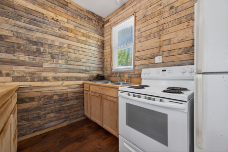 Versatile Property for Sale in Pembroke, VA - image 28