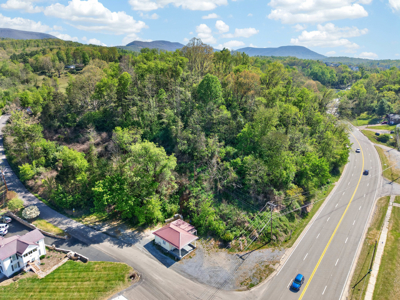 Versatile Property for Sale in Pembroke, VA - image 4