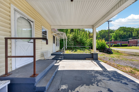 Versatile Property for Sale in Pembroke, VA - image 44