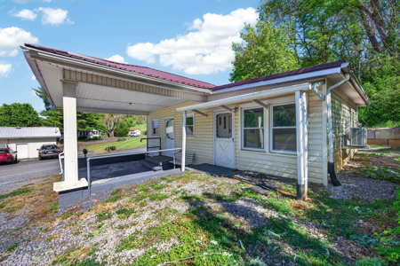 Versatile Property for Sale in Pembroke, VA - image 46