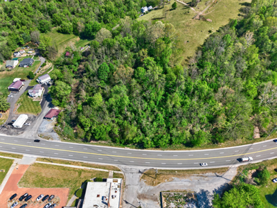 Versatile Property for Sale in Pembroke, VA - image 17