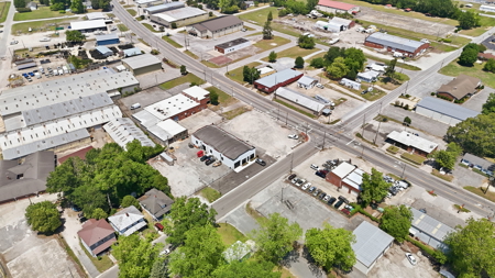 Commercial Building on .63 Acres - High-Visibility Location - image 8