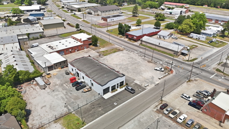 Commercial Building on .63 Acres - High-Visibility Location - image 1