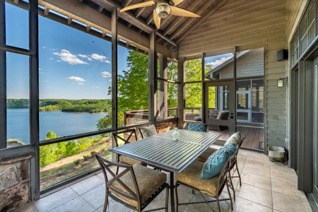 Premier Lakefront Home on Dale Hollow Lake in Albany, Kentucky - image 16