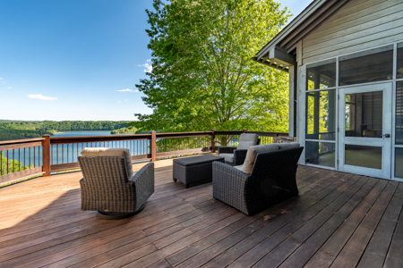 Premier Lakefront Home on Dale Hollow Lake in Albany, Kentucky - image 14