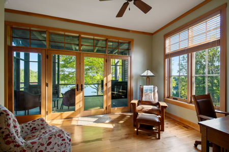 Premier Lakefront Home on Dale Hollow Lake in Albany, Kentucky - image 36