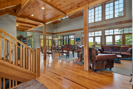 Premier Lakefront Home on Dale Hollow Lake in Albany, Kentucky - image 18