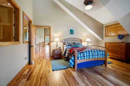 Premier Lakefront Home on Dale Hollow Lake in Albany, Kentucky - image 37
