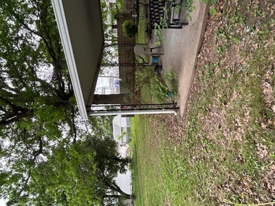 Charming Home for Auction in Miami, Oklahoma - image 8