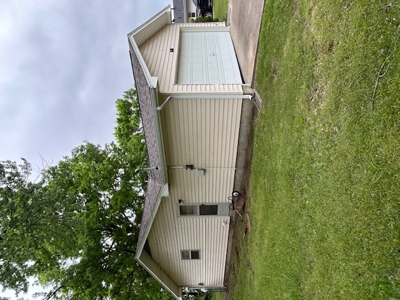 Charming Home for Auction in Miami, Oklahoma - image 5