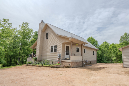 Tn. Country Home on 57 Acres – Secluded Farm & Hunting Retreat! - image 1
