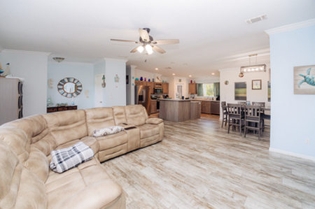 Two Homes 10 Acres Family Compound Rental Income In North Florida - image 12