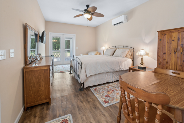 Discover Your Private North Florida Oasis: 26-Acre McAlpin Estate