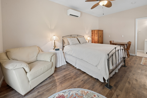 Discover Your Private North Florida Oasis: 26-Acre McAlpin Estate